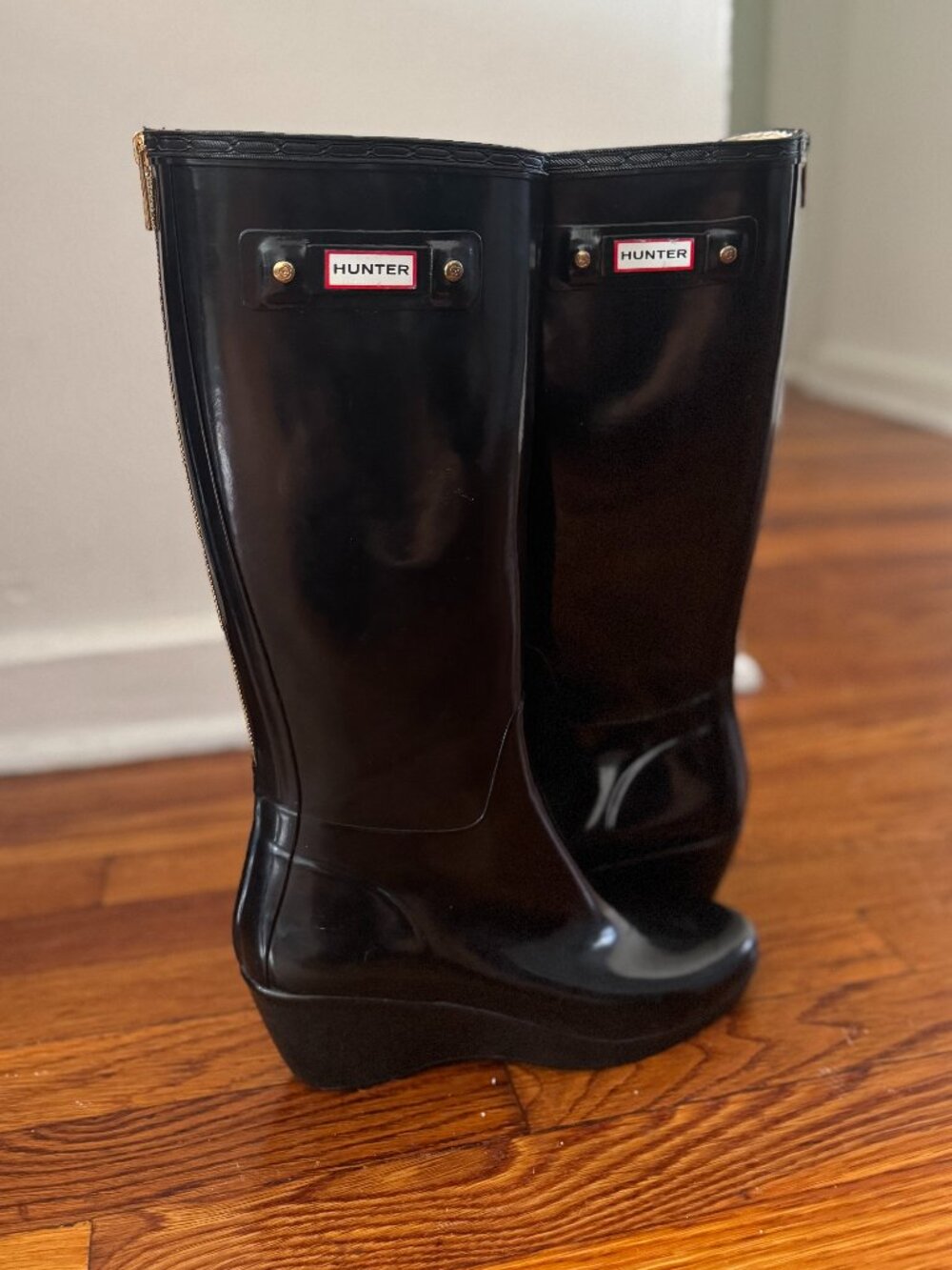 RARE Hunter Tall Black Wedge Boots with Gold Zipper Size US 8 UK 6 EU 39